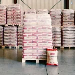 Palet de pellets MM ROYAL en sacos plásticos de 15 kg para calefacción