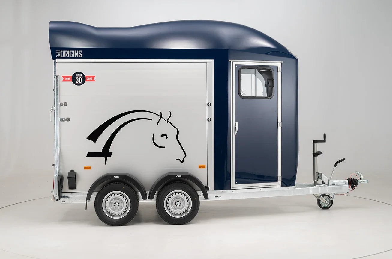 dc490520be2d4a60ba079c47d9c0df3f.jpg Remolque Gold One Origins 1 caballo - Imagen 1