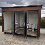 Contenedor Sanitario Tipo Pabellón con Triple Cabina ( Ref: S2103 )