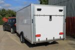 Remolque Fly Pro caja cerrada – panel sándwich y chasis inoxidable AISI-304 (750 kg a 1500 kg) - Imagen 4