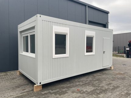 Contenedor oficina de 6,75 × 2,42 M ( Ref: 2350 )